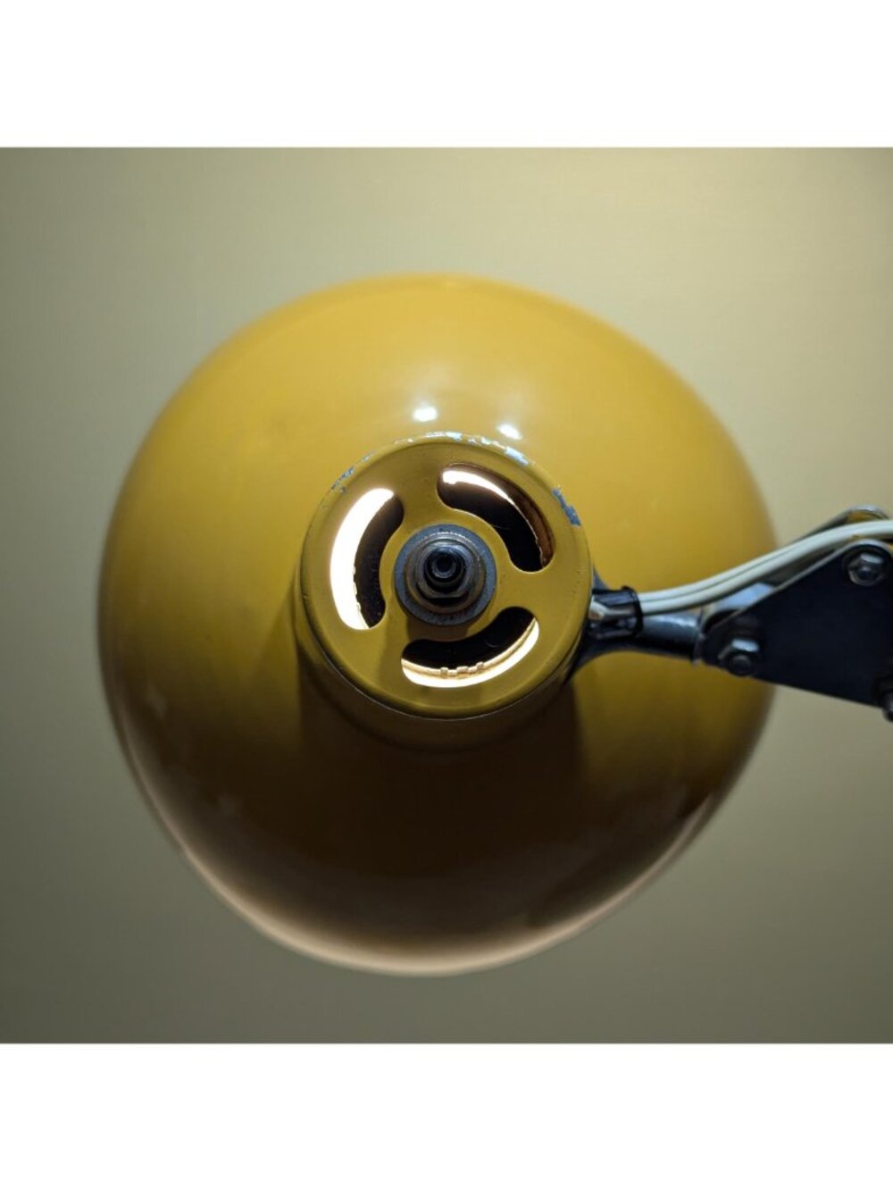 Vintage LUXO Yellow Articulated Desk Task lamp with Edge Clamp, Industrial MCM - Picture 9 of 15